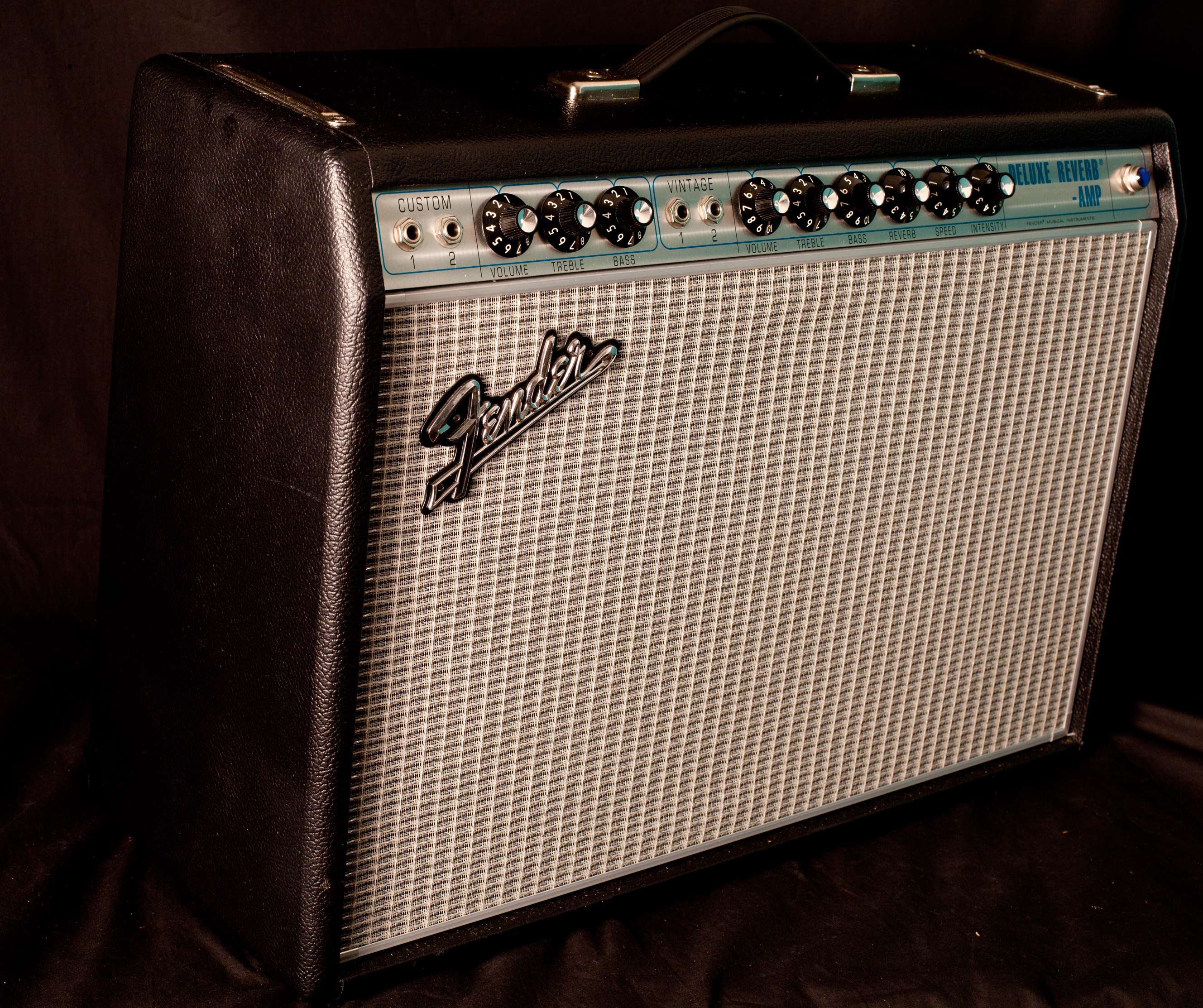 Fender '68 Deluxe Reverb Silverface - Gitarren Total