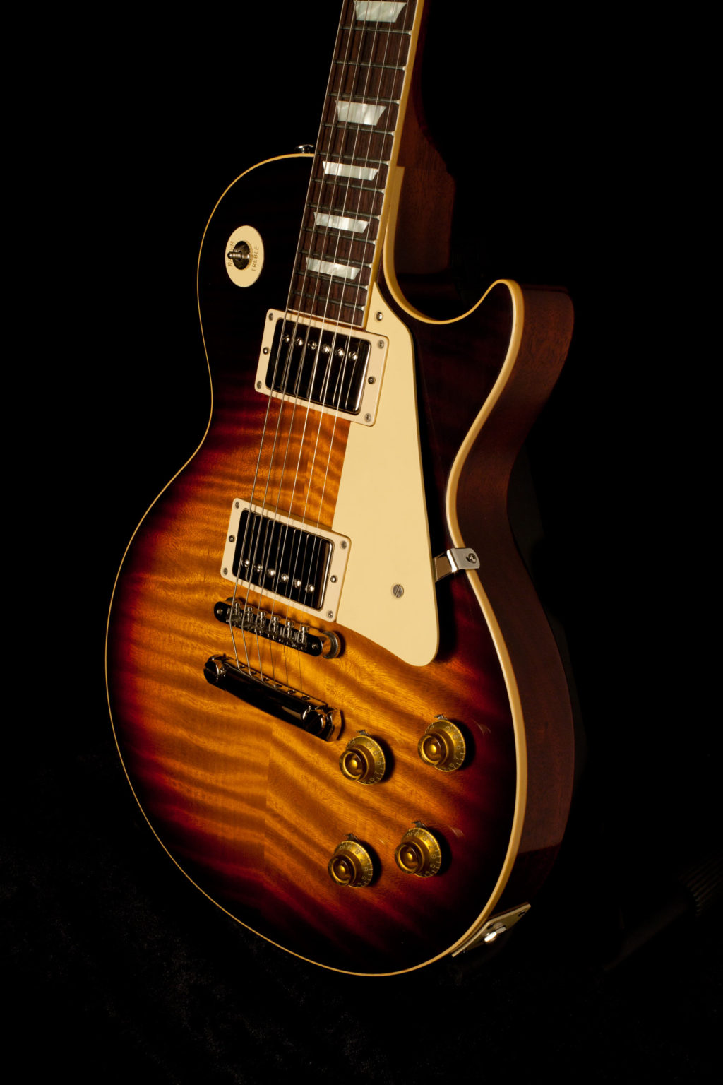 Gibson Les Paul Standard 1959 True Historic Vintage Dark Burst ...