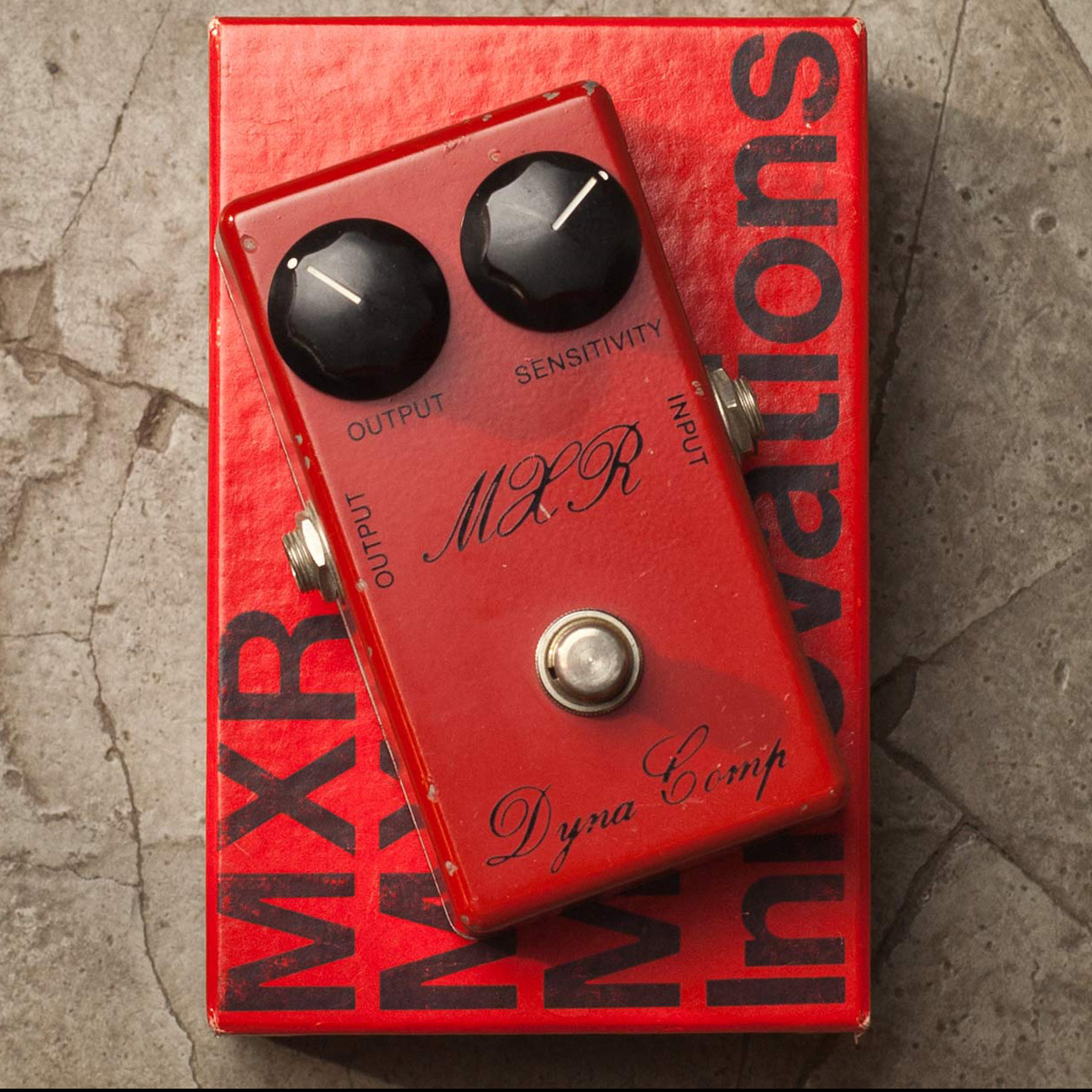 MXR M102 Dyna Comp 70's Script - Gitarren Total