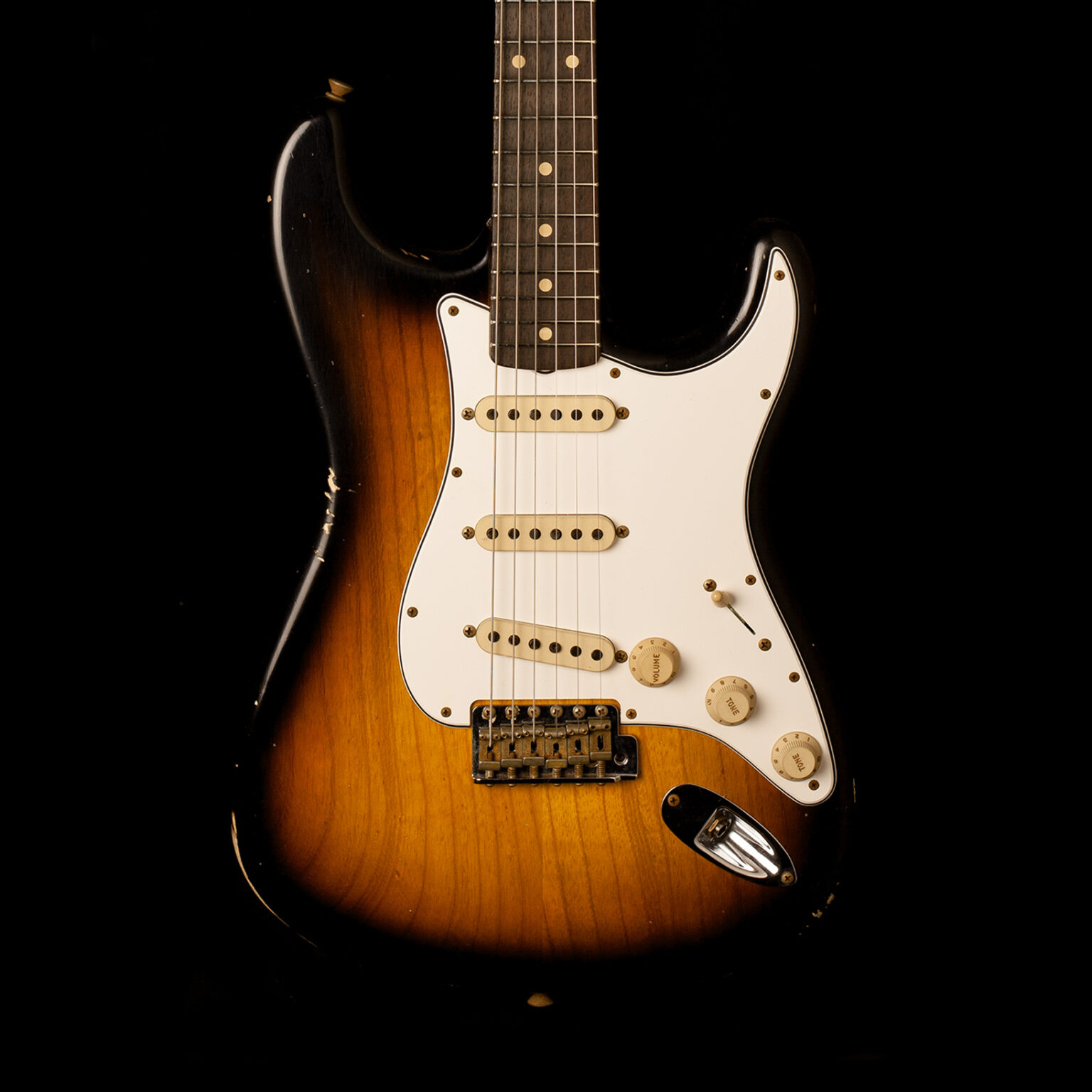 Fender Stratocaster '59 Heavy Relic 3-Tone Sunburst - Image 2