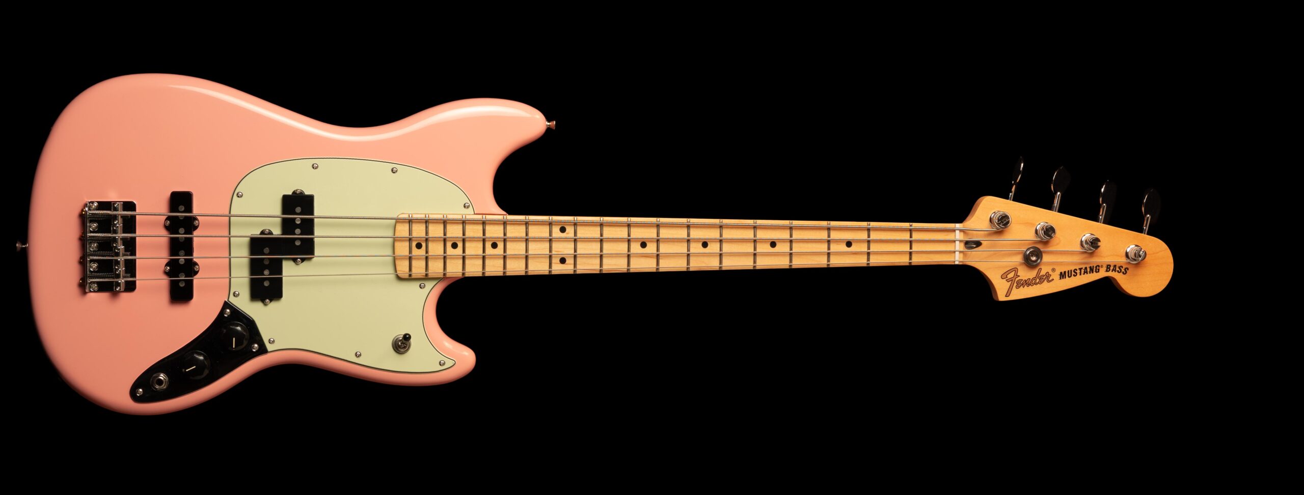 Fender mustang shop bass pink