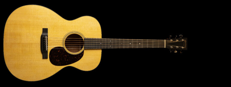 Martin 000-Custom Flamed Mahogany